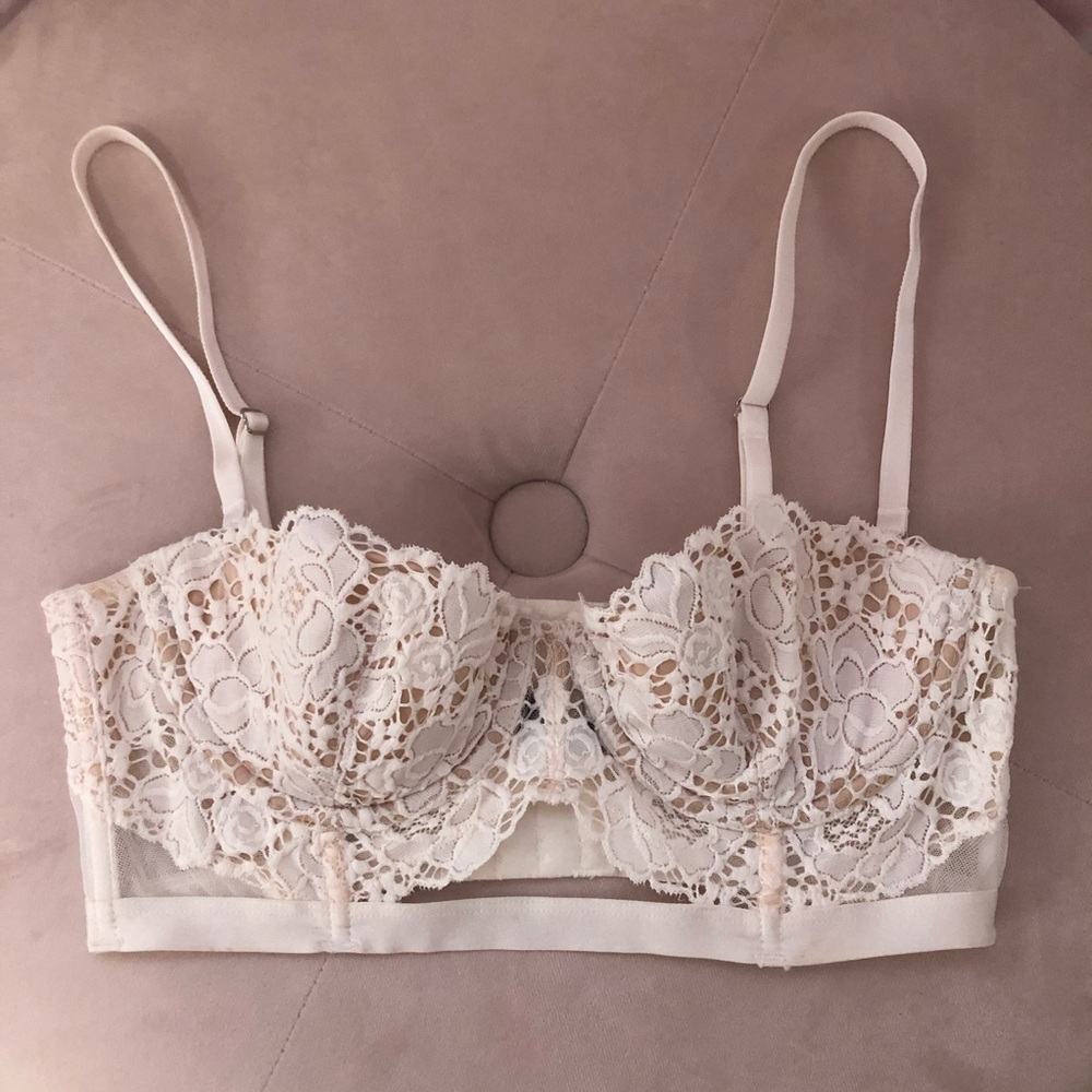 Victoria’s Secret lace bustier